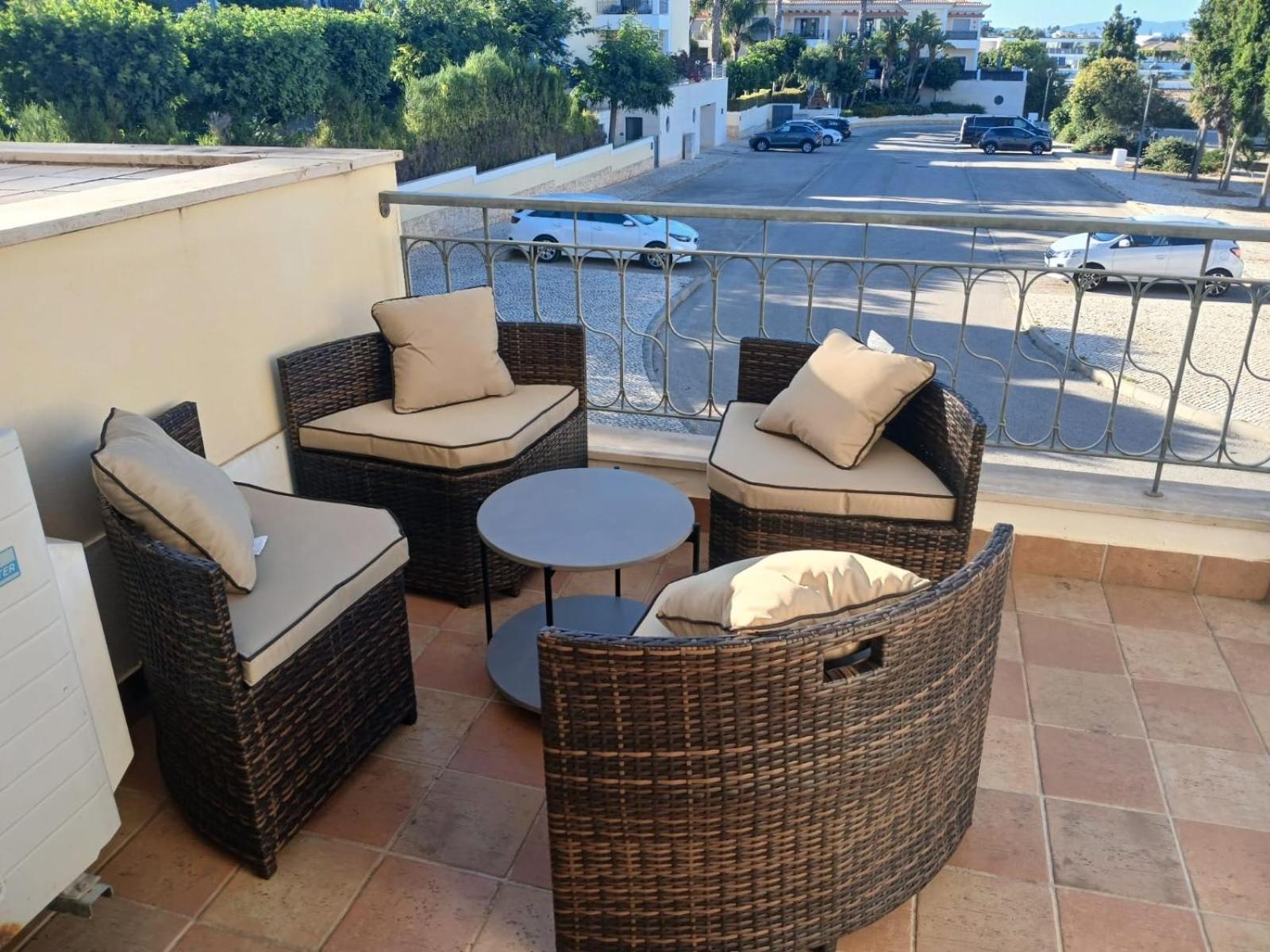 Apt Aurora Lote 80 3 Bedroom Лагос Екстериор снимка